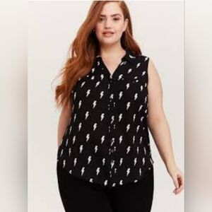 Torrid Black Lightning Bolt Print Blouse Size 3 (3X) 5770